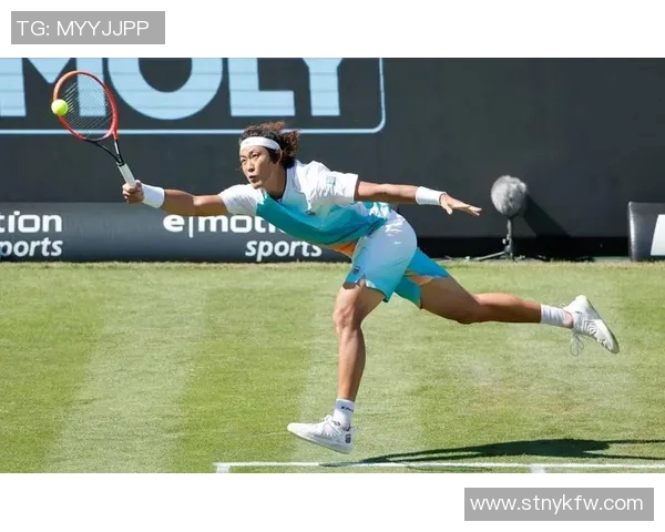 对话黄秀英：回顾她的网球生涯与成长历程的精彩瞬间